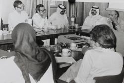 حلقة نقاش 1982-يظهر صالح أبوداود ولولوه المسند