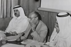 حلقة نقاش 1982-يظهر عبدالرحمن جابر 